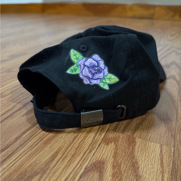 Vans Black Cap with Crayola Collaboration - Picture 2 of 3